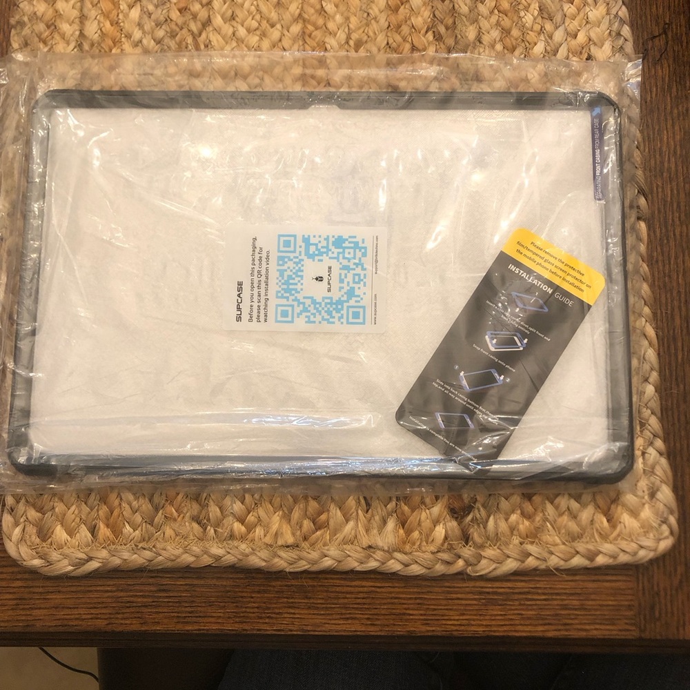 Samsung Galaxy Tab S8 Ultra (2022) heavy duty case